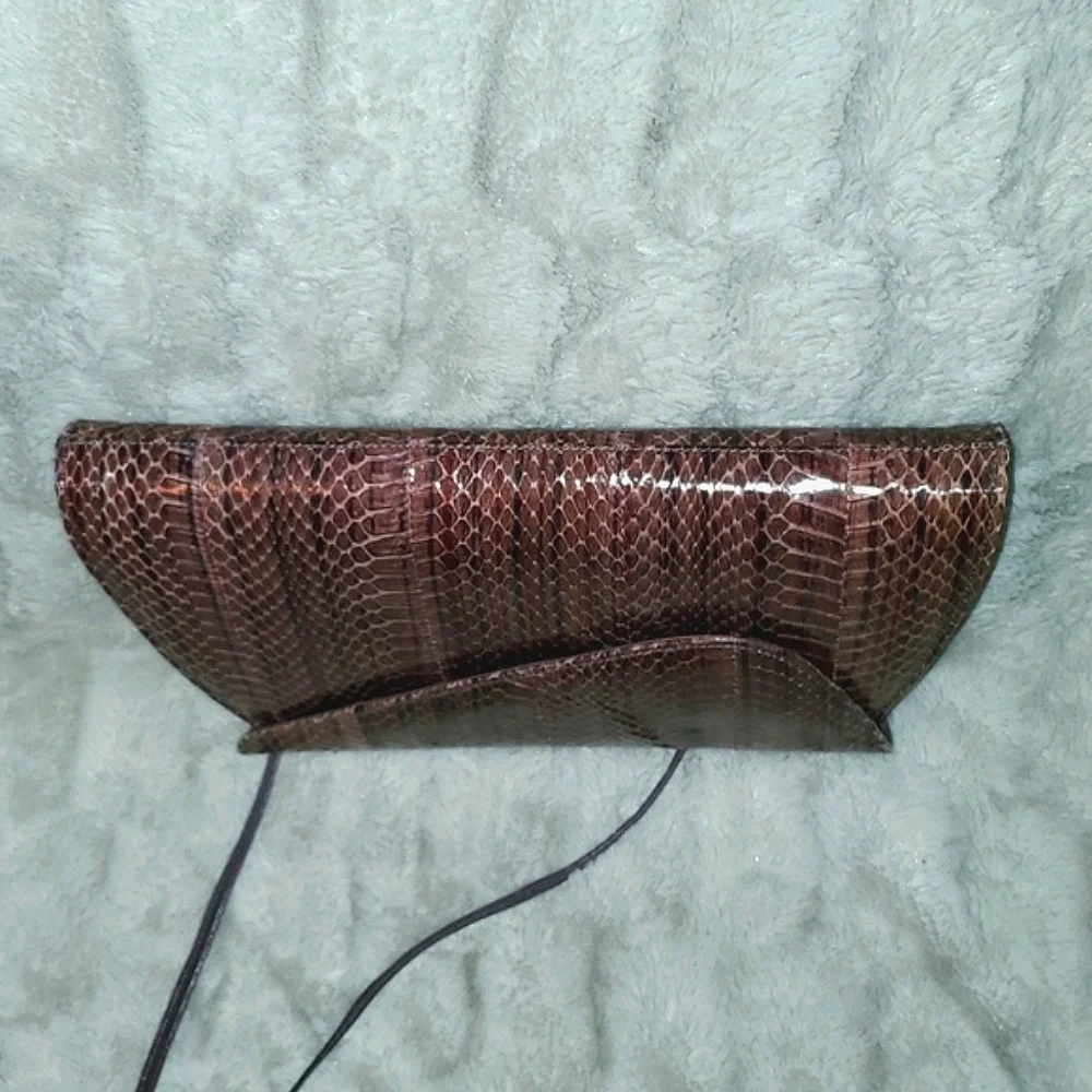 Vtg J.Reneé Snakeskin Embossed Crossbody Bag